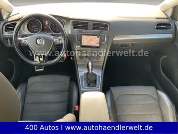Volkswagen Golf - 11