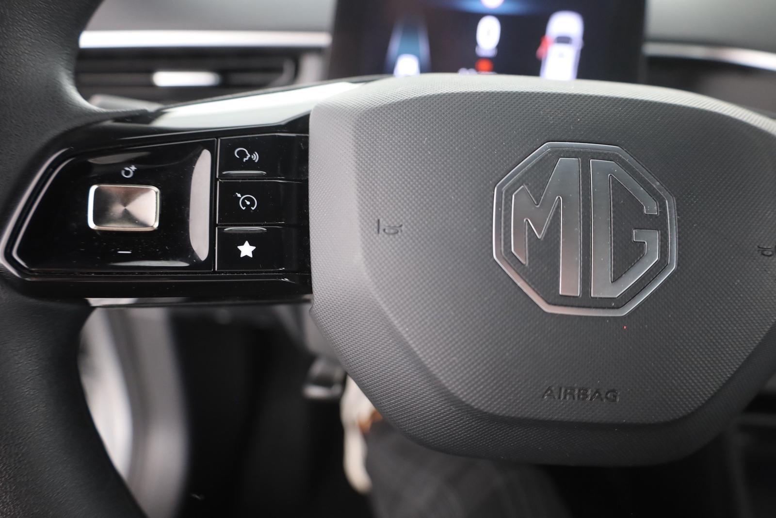 MG3 1.5 Comfort LED Navi Kamera
