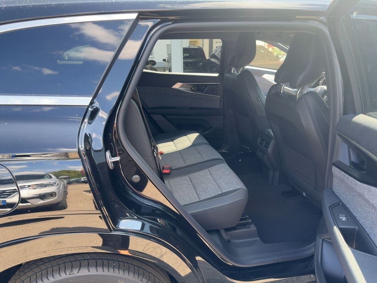 Fahrzeugabbildung Renault Espace Techno E-Tech Full Hybrid 200 SHZ Kamera