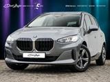 BMW 220i Active Tourer AHK PANO SpSitze RFK ShadowL - BMW 220 Active Tourer Jahreswagen
