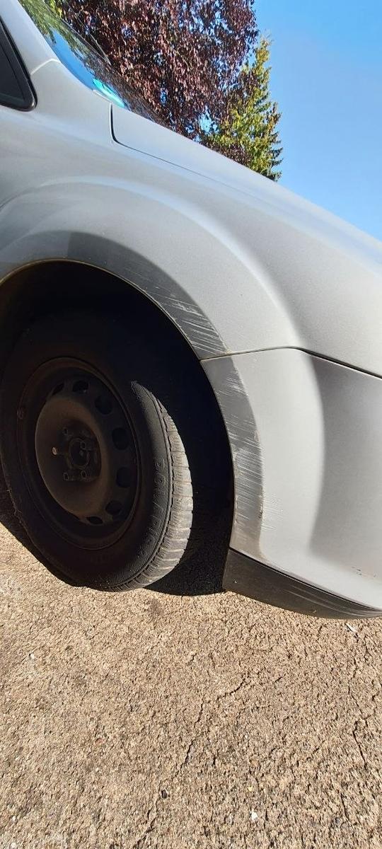 Ford Focus 2006 — photo 7
