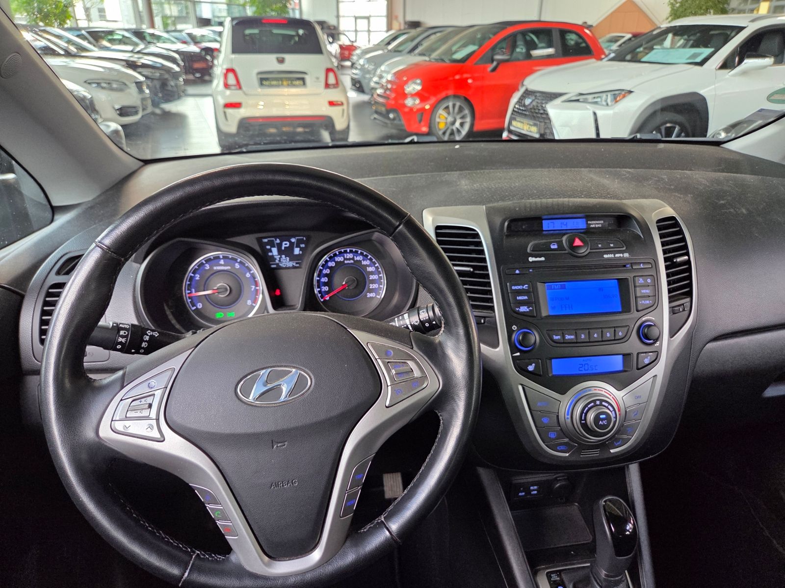 Fahrzeugabbildung Hyundai ix20 Space AHK KLIMA SHZ GRA ALU