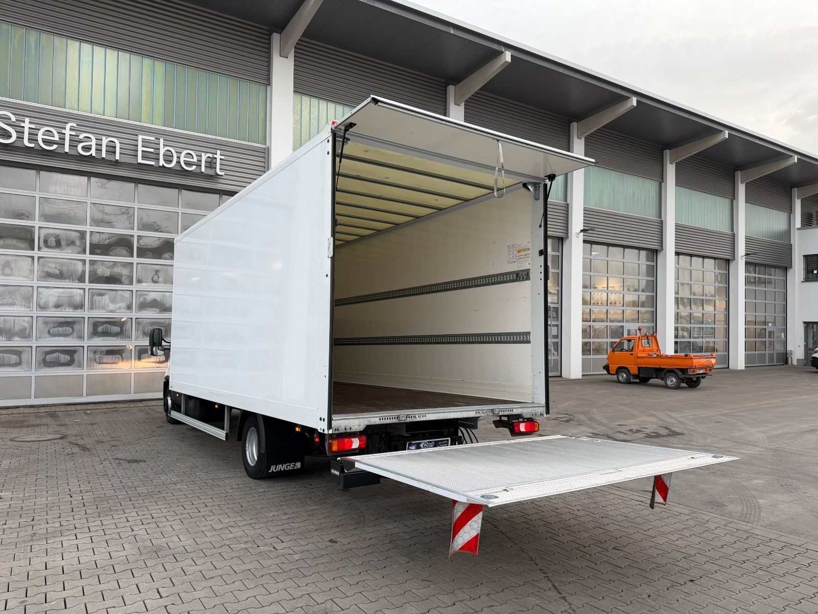 Fahrzeugabbildung Iveco Daily 70C18 HA8 *LBW*Luft*Automatik*