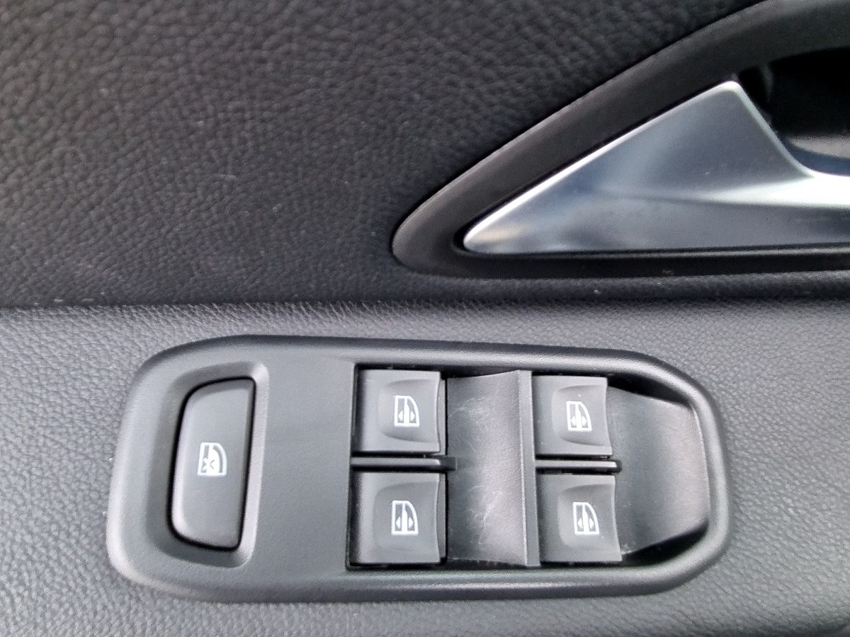 Fahrzeugabbildung Dacia Duster Sondermodell Extreme TCe 100 ECO-G