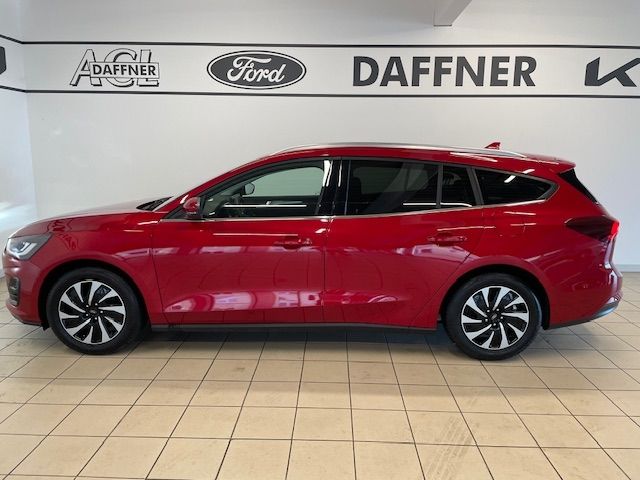 Fahrzeugabbildung Ford Focus Turnier Titanium MHEV LED Kamera Tempomat