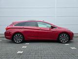 Hyundai i40 cw blue Premium+Leder+Navi+1.Hand - Hyundai i40 Premium mit Diesel-Antrieb