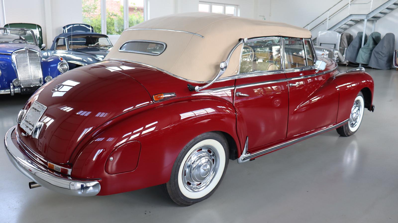 Mercedes-Benz 300 b Cabriolet D  W186 Adenauer