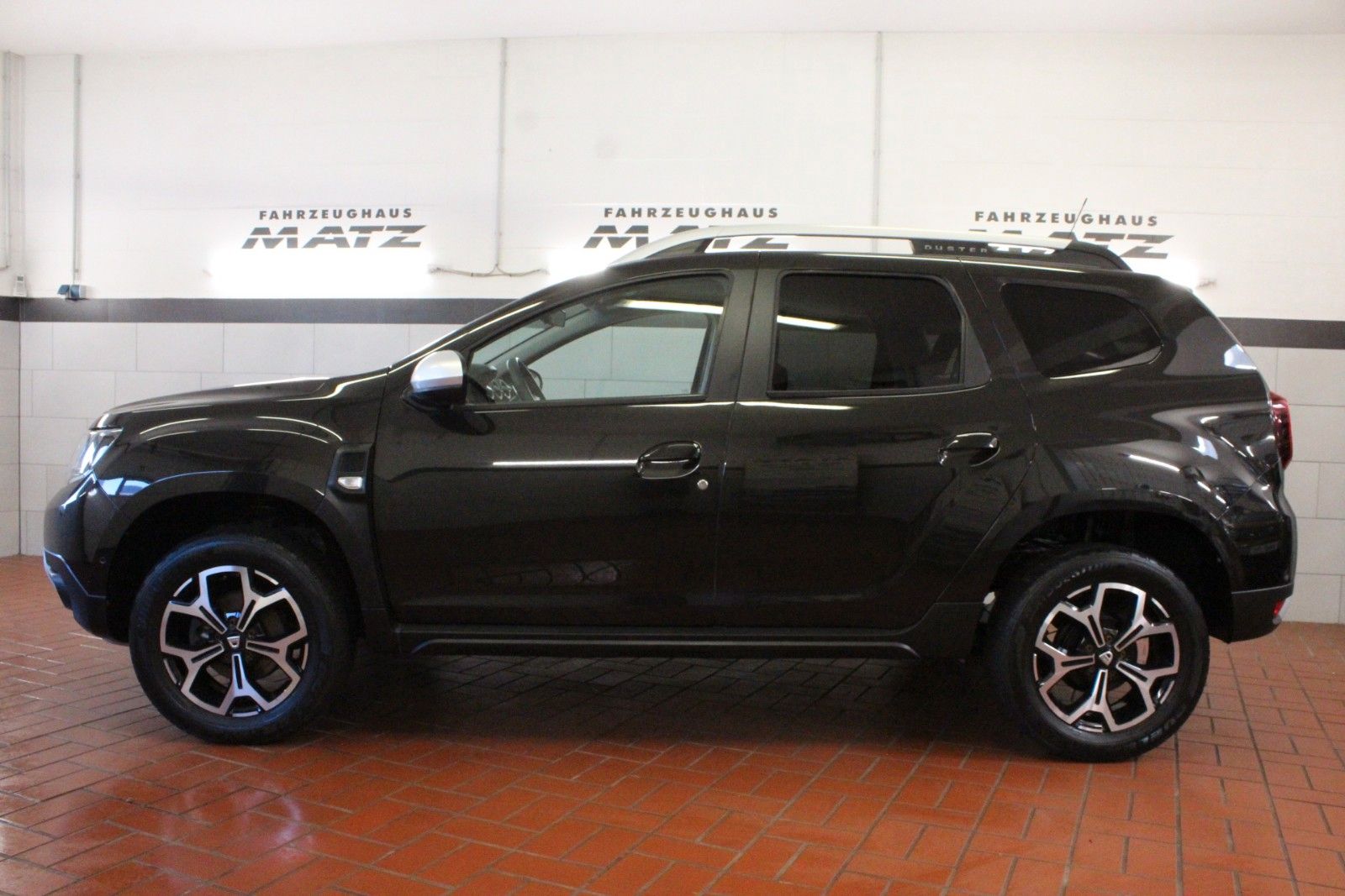 Fahrzeugabbildung Dacia Duster TCe130 *Anniversary Navi*Sitzhzg*Kamera