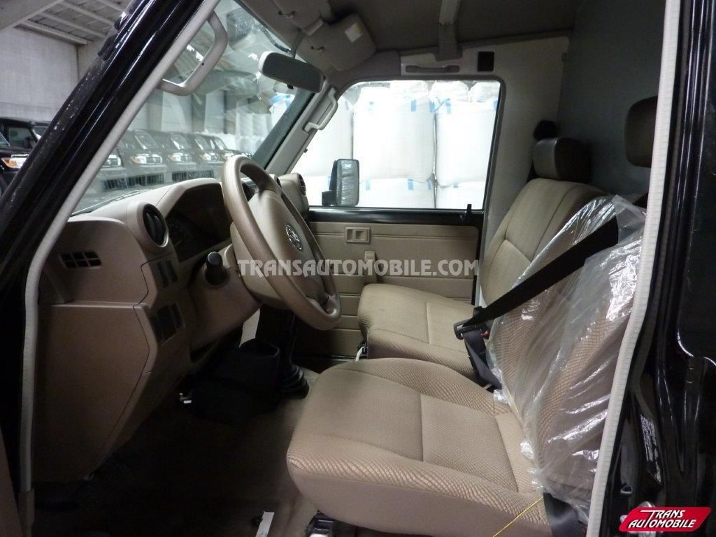 Toyota Land Cruiser 78 Metal top HZJ 78-EXPORT OUT EU imagem 2