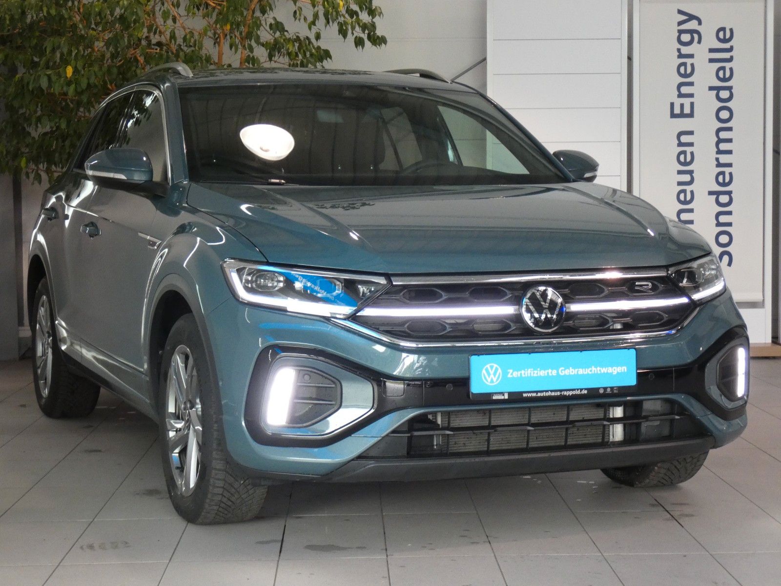 Volkswagen T-Roc 1.5 TSI R-Line DSG AHK MATRIX EASY OPEN foto 3
