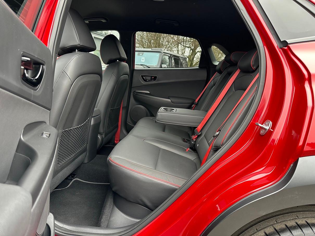 Hyundai Kona Unique Plus 4WD HUD/Leder/Kamera/19'