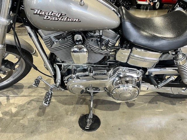 Fahrzeugabbildung Harley-Davidson Dyna Super Glide