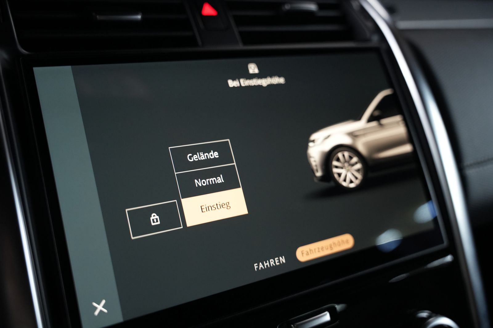 Fahrzeugabbildung Land Rover Discovery SE*R-Dynamic*7-Sitz*Pano*Meridian*360°
