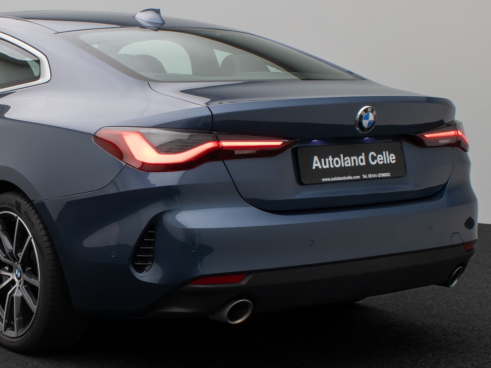 Fahrzeugabbildung BMW 420i Coupè Glasdach 360° DAB H/K Komfort Sport