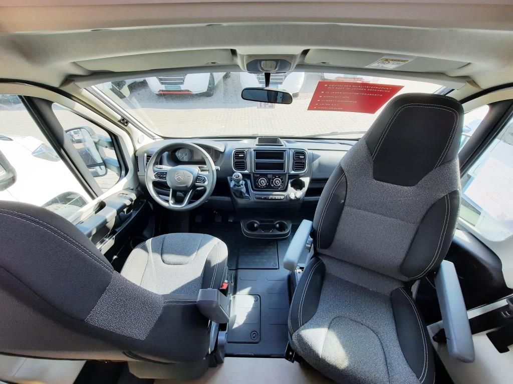 Fahrzeugabbildung LMC Tracer 690 EL Verfüg./Sparen Sie 7.931,- €