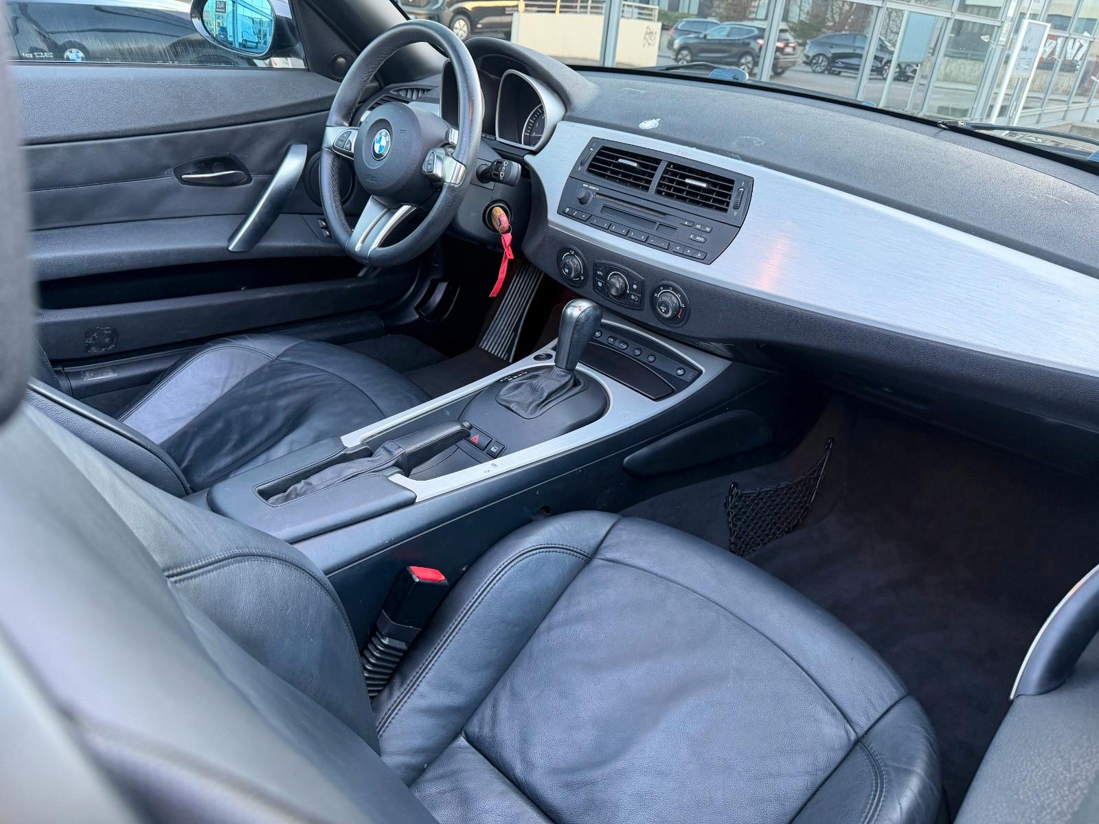 BMW Z4 Roadster 3.0si 265 ch BVA / 124 777 km / Suspension M / Cuir / Xénon / Sièges chauffants