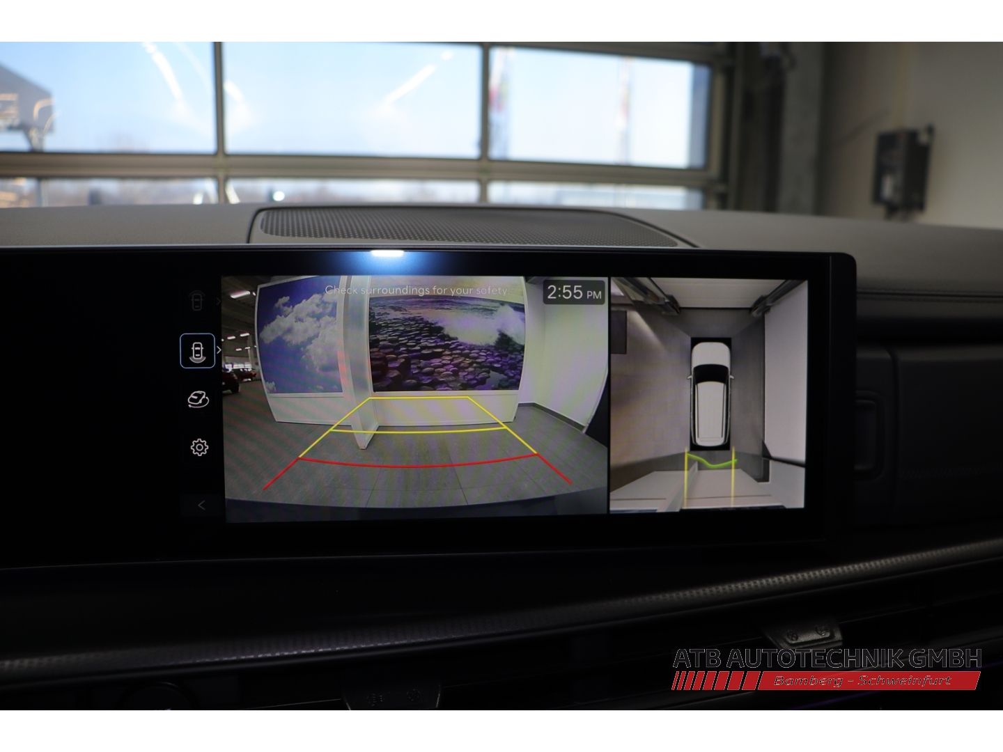 Fahrzeugabbildung Hyundai SANTA FE Blackline MY26 1.6 T-GDi PHEV 4WD HUD N