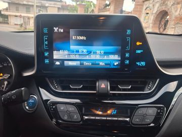 Toyota C-HR - 12
