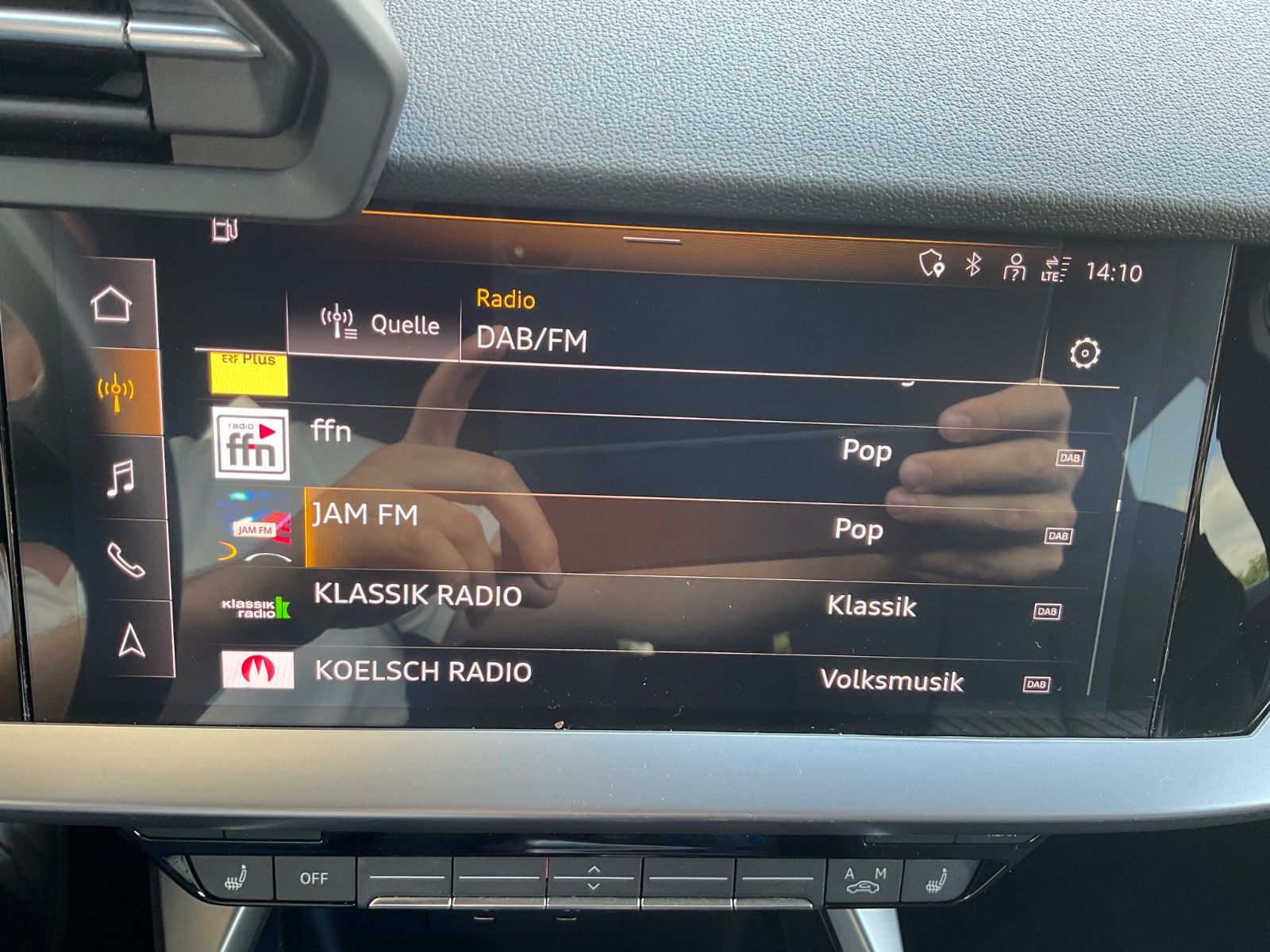 Fahrzeugabbildung Audi A3 35 TFSI S tronic Sportback,Virtual,Navi,LED