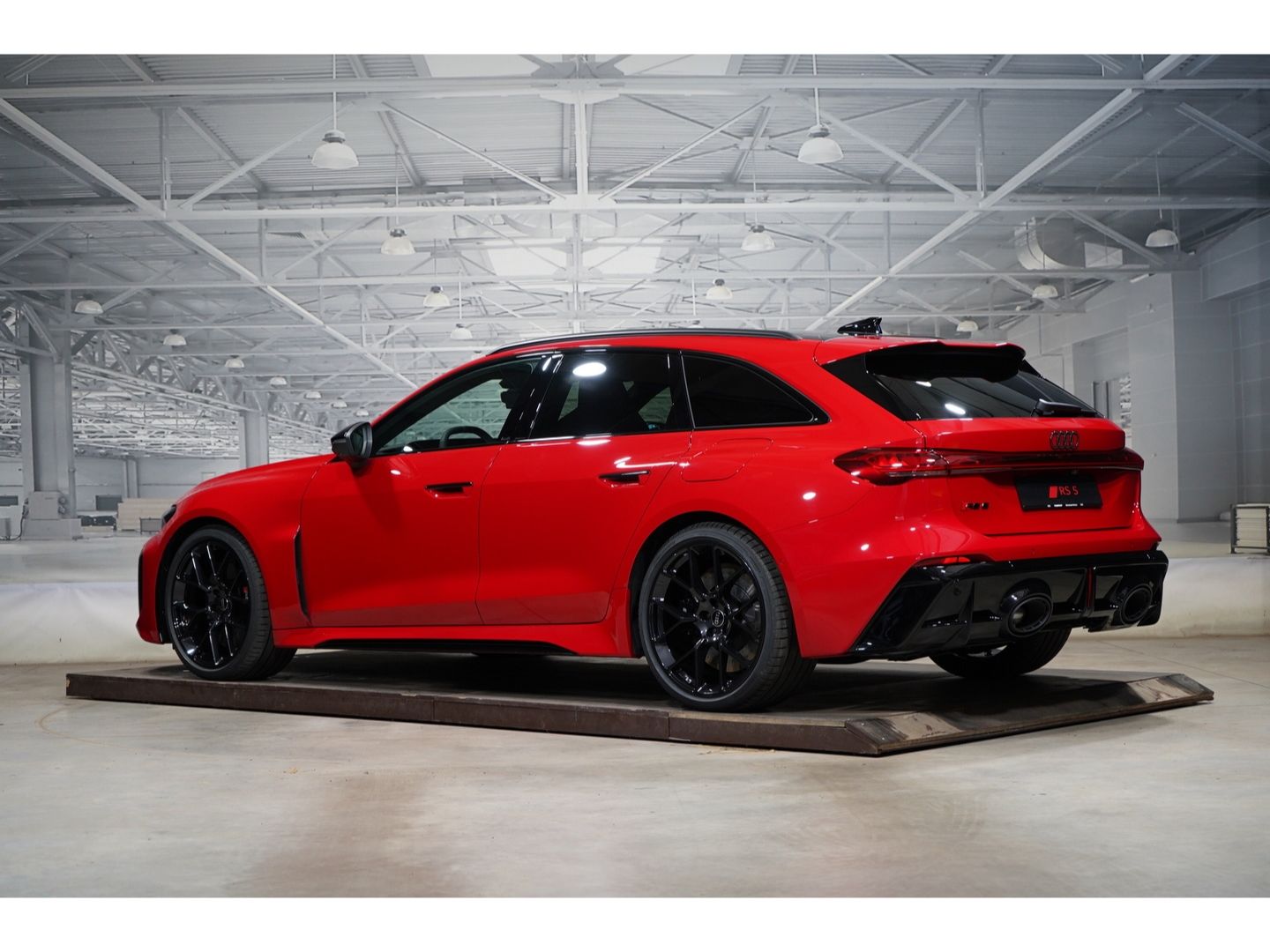 Audi RS5 Avant tiptronic quattro AHK Tech Pro Pano 21 imagem 2