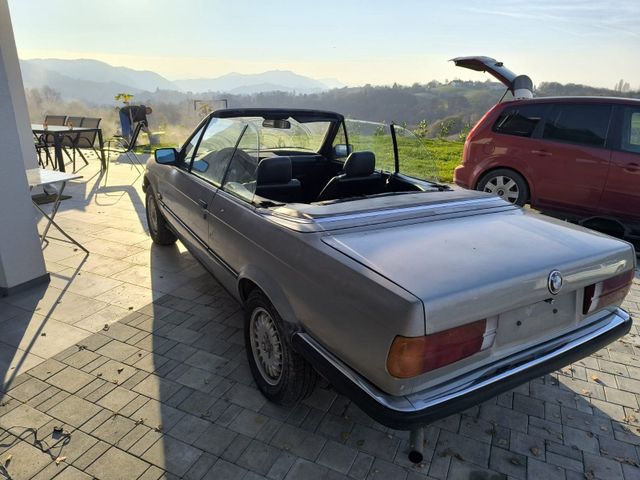 BMW 1988 BMW E30 320i Cabrio