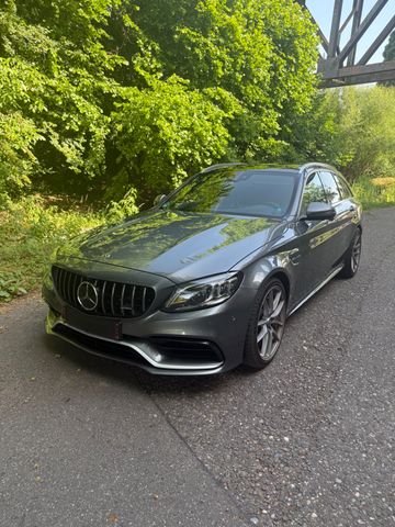 MERCEDES-BENZ C 63 AMG C T-Modell C 63 AMG
