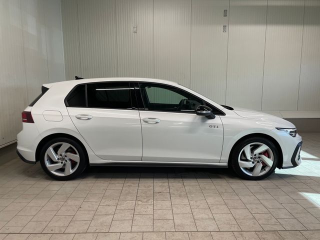 Golf VIII GTI 2.0 TSI DSG NAVI LED-PLUS SOUNDSYS