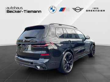 BMW X7 - 6