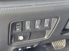 Fahrzeugabbildung Koleos Initiale Paris 4x4 2.0 dCi 175  FAP Energ