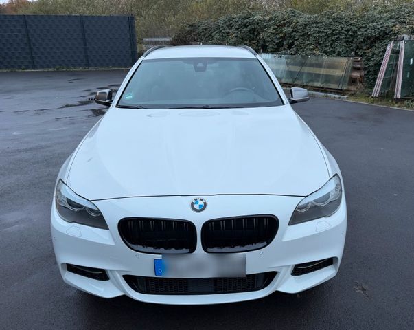 BMW M550D Kombi Head UP/Navi/Kamera/Tempom...