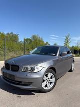 BMW 120i Edition Sport Edition Sport - BMW 120 aus 2010: 120i