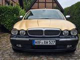 Jaguar Daimler Super Eight -