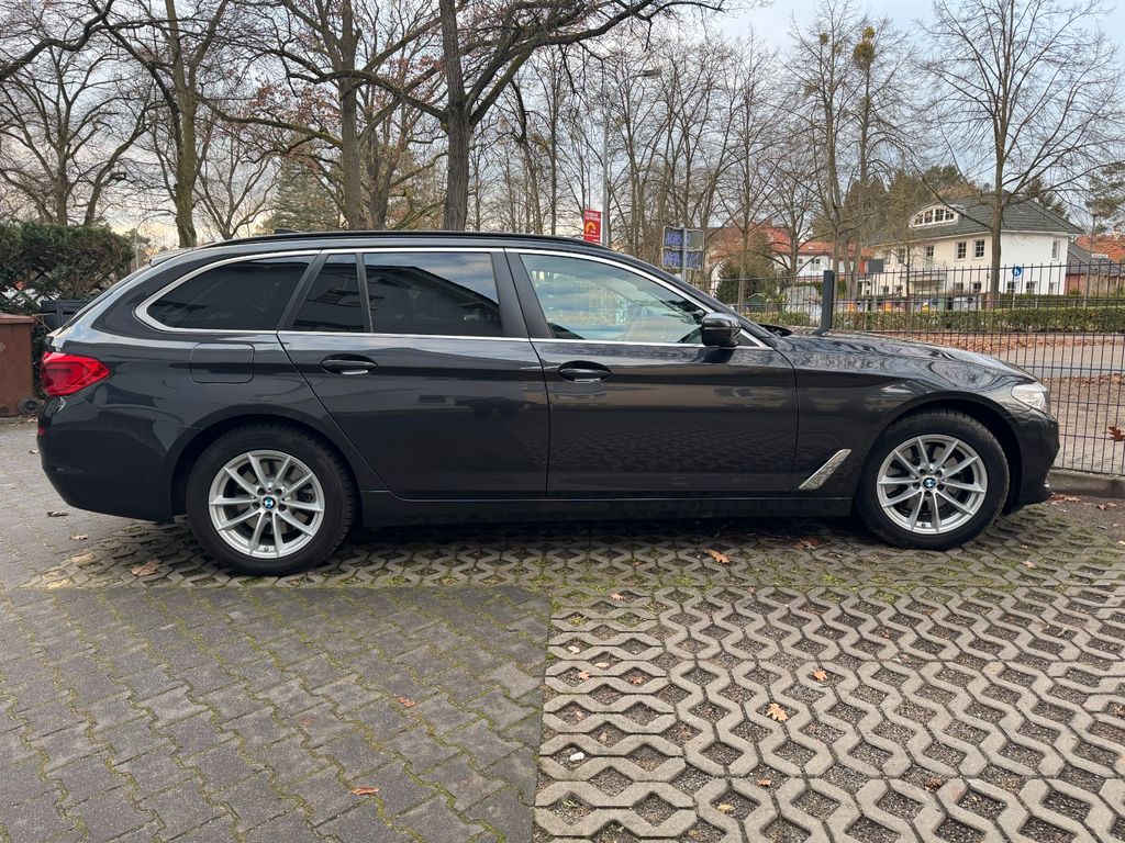 Image of BMW 520