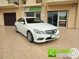 Mercedes-Benz MERCEDES-BENZ E 250 CDI Coupé BlueEFFICIENCY Ava - Mercedes-Benz E 250: Coupe, Weiß