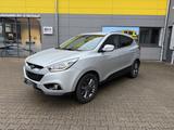 Hyundai ix35 FIFA World Cup Edition 2WD/KLIMA/SHZ/AHK - silberne Hyundai ix35