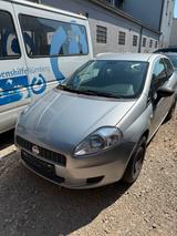 Fiat Punto 1.2 TÜV neu - Fiat Punto Gebrauchtwagen in Nürnberg