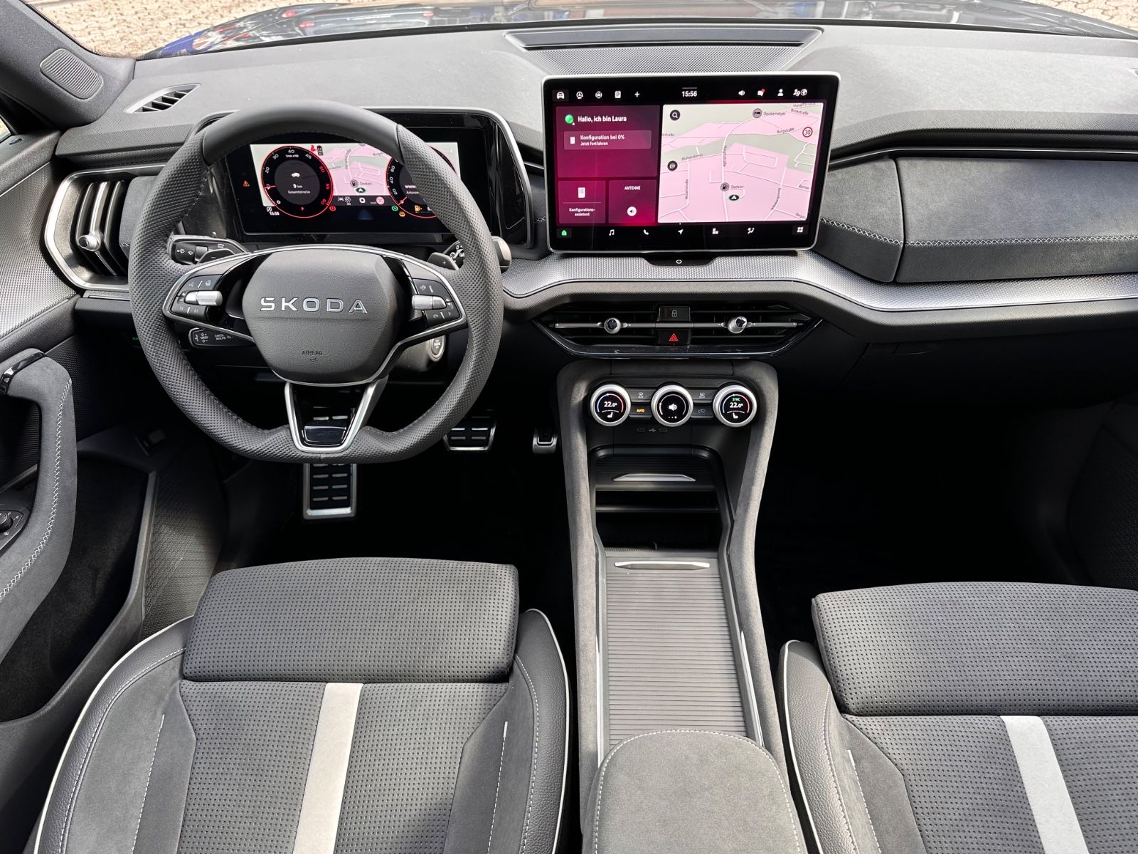 Fahrzeugabbildung SKODA Kodiaq 2.0 TDI 4x4 Sportline Matrix/AHK/Pano/7