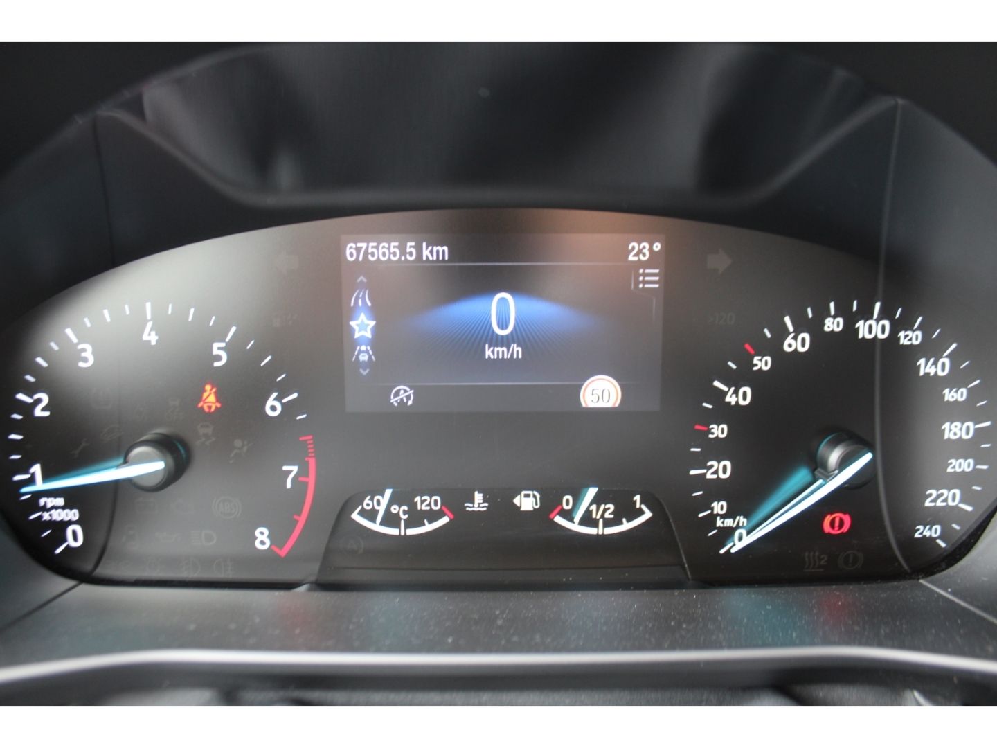 FORD Focus Turnier Cool&Connect 1.0 EcoBoost Navi AHK - Image 16
