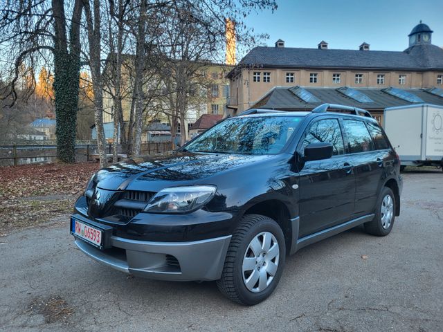 Mitsubishi Outlander großer Service mit Zahnrimen neu!