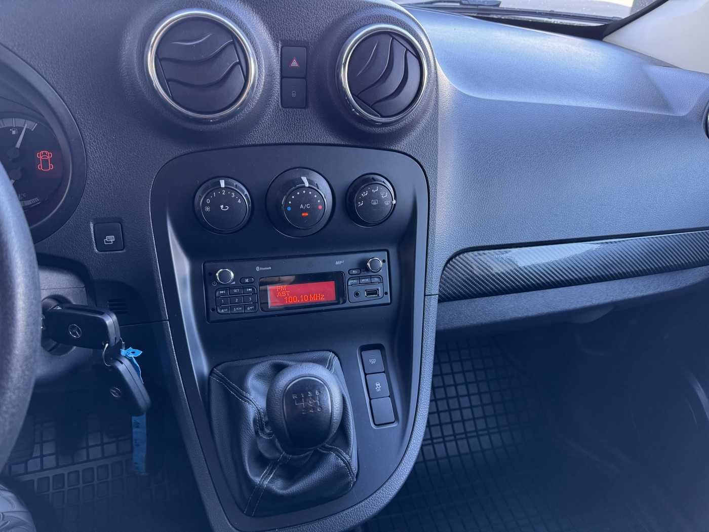 Fahrzeugabbildung Mercedes-Benz Citan 109 CDI Klima