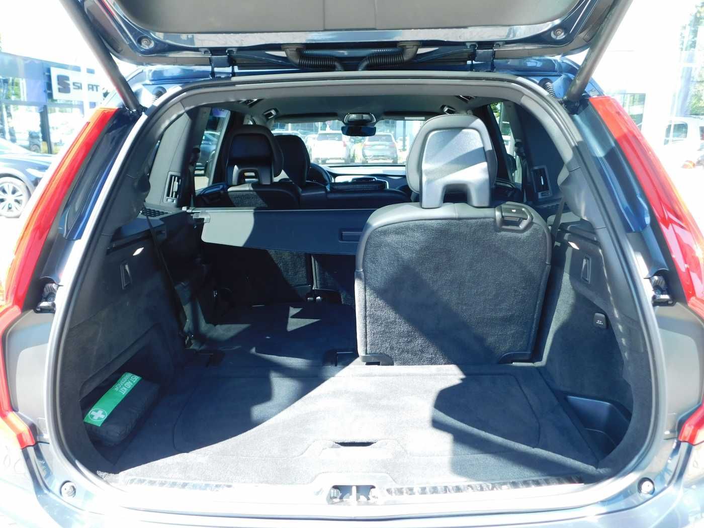 Fahrzeugabbildung Volvo XC90 Plug-In-Hybrid T8 AWD Recharge Plus Bright