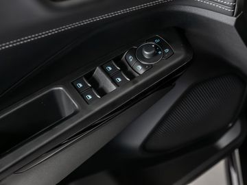 Ford Puma 1.0 Titanium Autobahnassistent Kamera LED