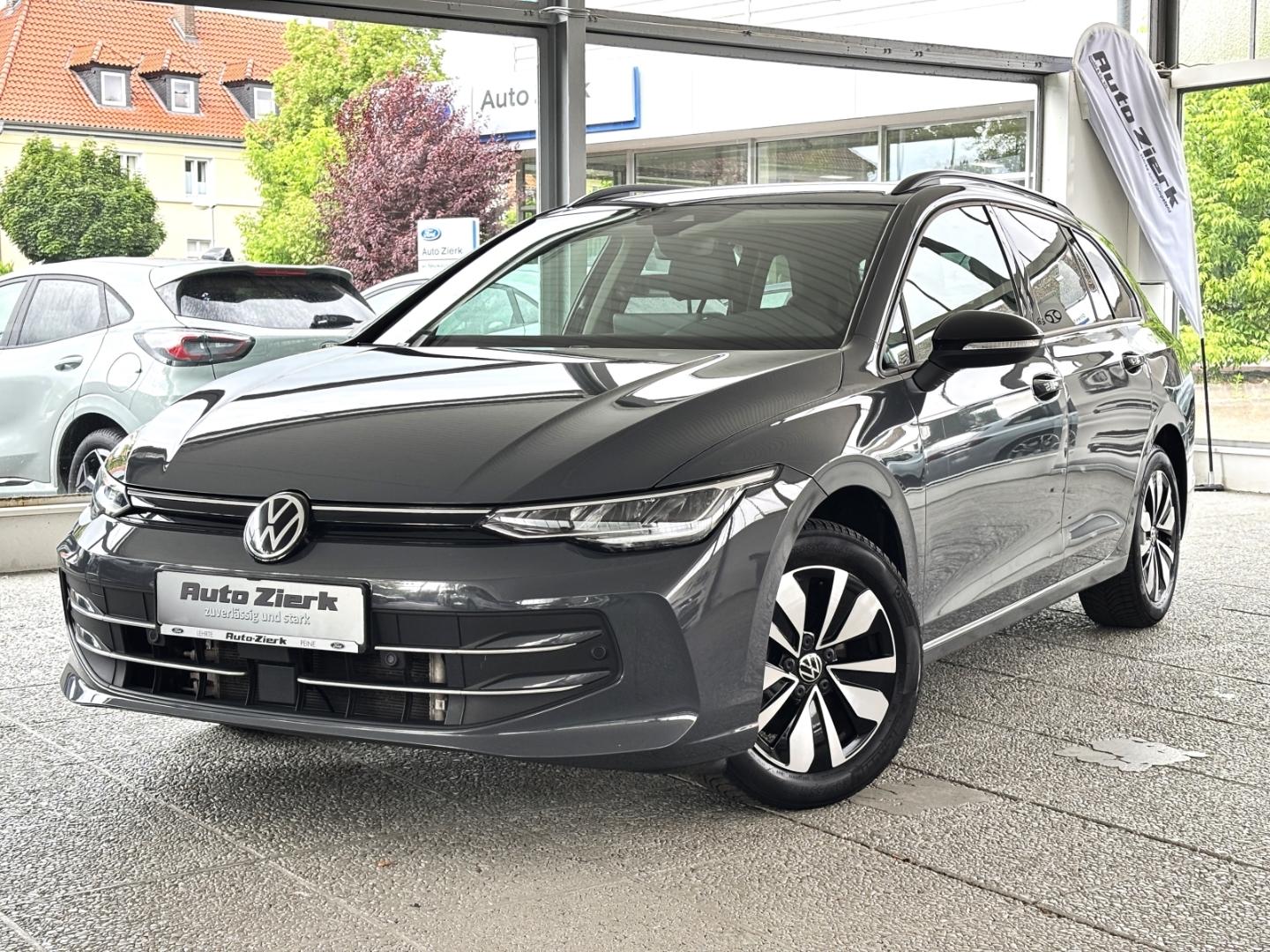 Volkswagen Golf VIII Variant 1.5 TSI Goal NAVI RFK ACC GJR
