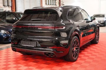 Porsche Cayenne - 8