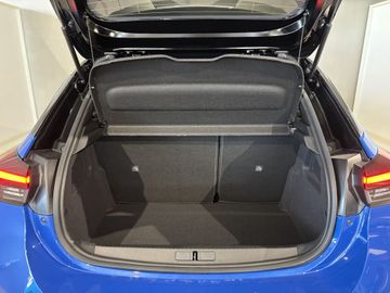 Fotografie 11 des Opel Corsa 1.2 Direct Injection Turbo Automatik GS