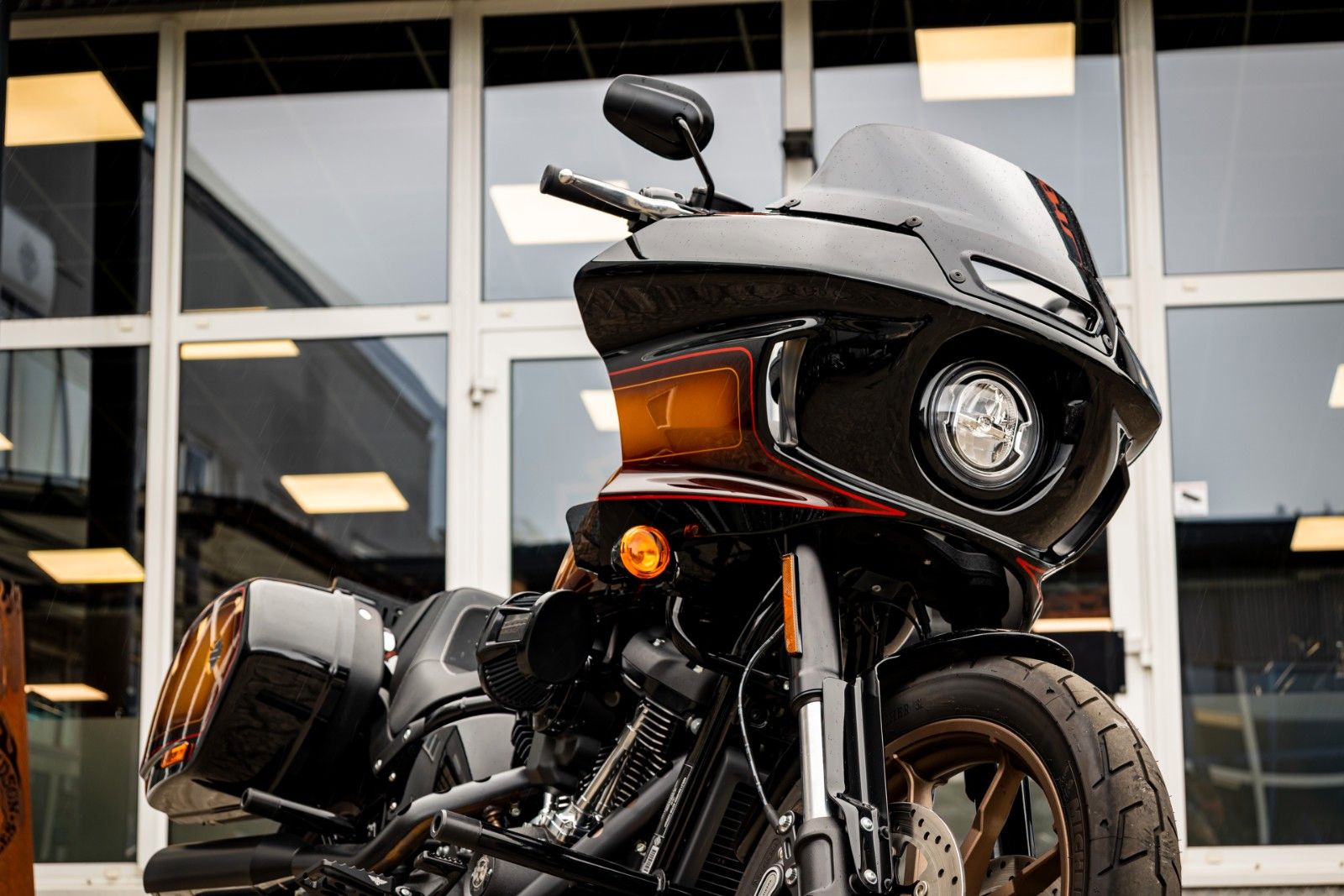 Fahrzeugabbildung Harley-Davidson FXLRST Low Rider ST 117 HeinzBikes Clubstyle SE