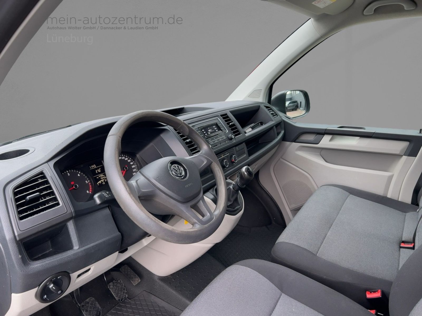 Fahrzeugabbildung Volkswagen T6 Transporter Kasten 2.0 TDI AHK PDC Klima