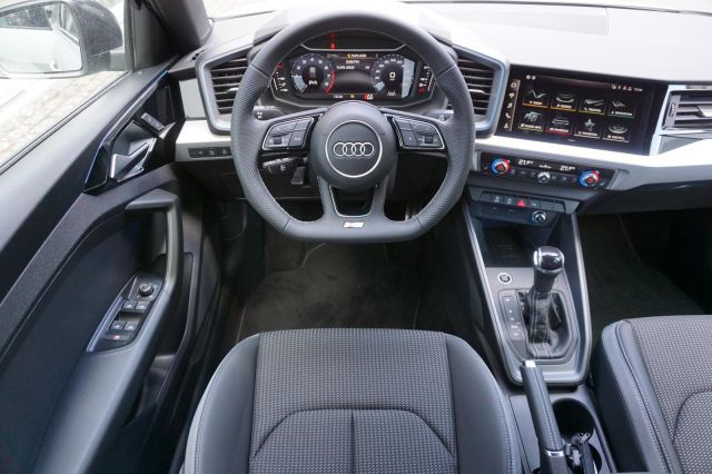 A1 30 TFSI Allstreet Alu 18 RFK LED S-Line Int.