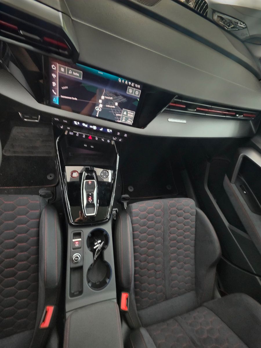 Audi RS3 Sportback 2.5 294 kW TFSI quattro*Pano foto 20