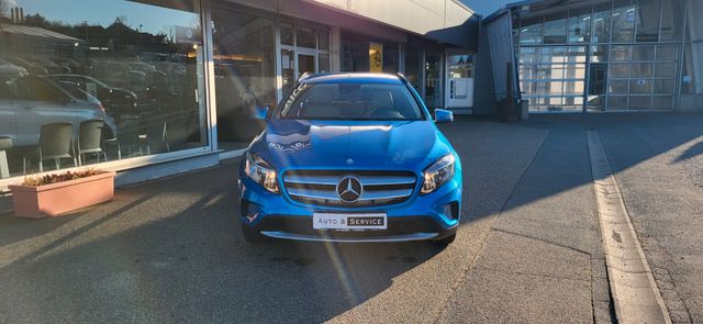 Mercedes-Benz GLA 250 Style 1.Hd/ Navi/KAM/el. Heckklappe